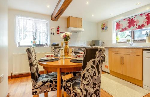 Banham House | Pear Tree Cottage
