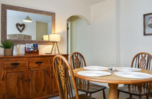 Enderby House | Pear Tree Cottage