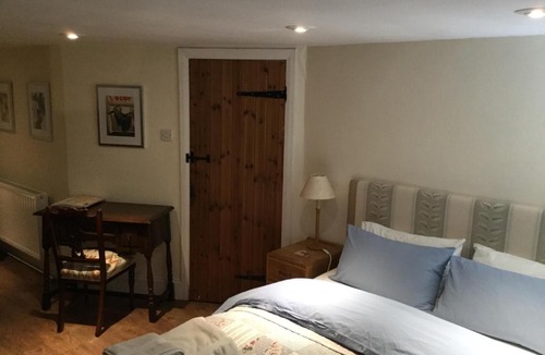Moreton Pinkney Bed & Breakfast | Pear Tree Cottage