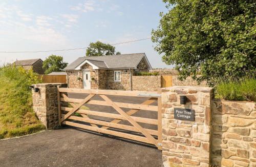 Saltash House | Pear Tree Cottage