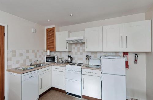 West Heslerton House | Pear Tree Farm Cottages - Rchm38