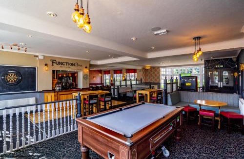 Cole Green Hotel | Pear Tree Inn