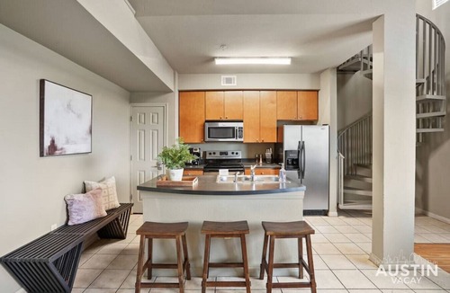 West Campus Apartment | Pearl #606 xxxxxxxxx