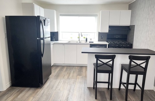 Ruthven House | Pearl on Pearl in Downtown Kingsville!