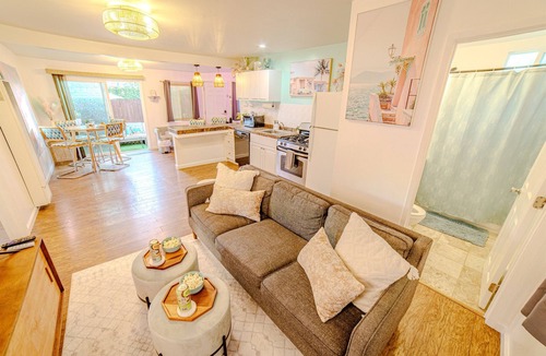 Ocean Beach House | Pearl Palace | Elegant Ocean Beach Hideaway