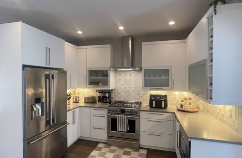 Whittier House | Pearl Street out Your Front Door, Flatirons View, Luxury Home in Central Boulder