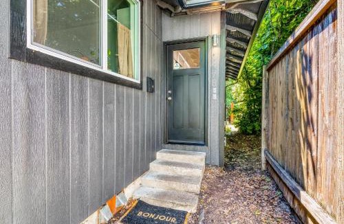 Eugene Hotel | Pearl Street Studio