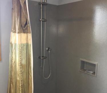 Freestone Hotel | Pearlessence Vineyard Inn