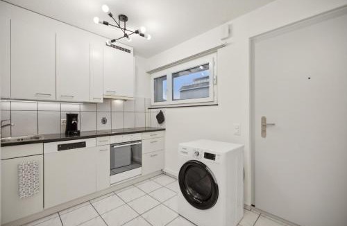 Winterthur Apartment | Pearlstay - City Center Workplace Balcony Washer