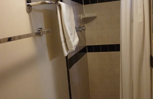 Pearsall Hotel | Pearsall Executive Inn