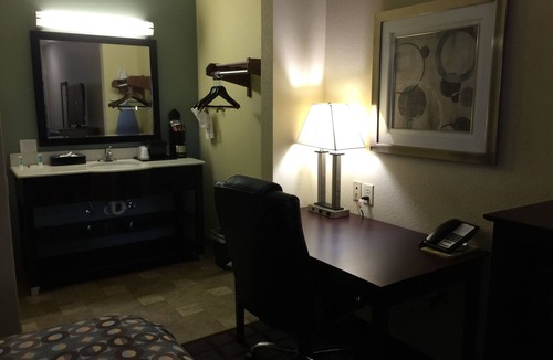 Pearsall Hotel | Pearsall Inn & Suites