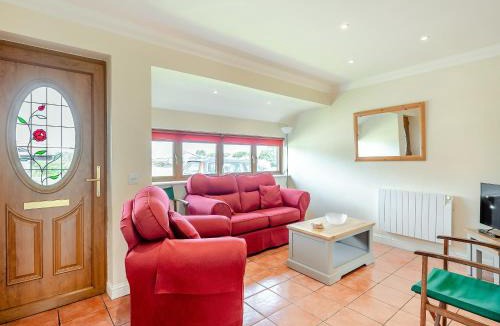 Clacton-on-Sea House | Peartree Cottage