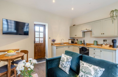 Northwich Cottage | Peartree Cottage - UK45496