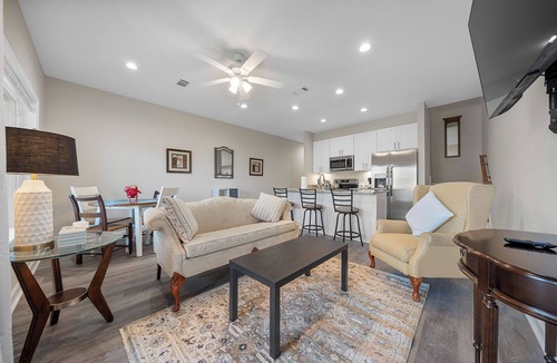 Jones Mills Condo | Pebble Beach Place on Diamondhead Lake - Perfect Getaway!