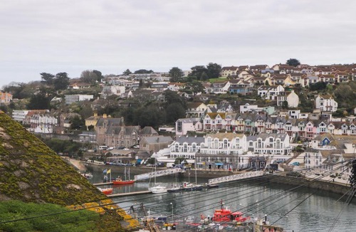 Brixham House | Pebble Bay