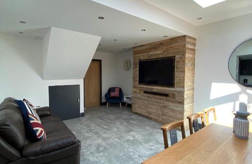 Deal Apartment | Pebble Beach Deal