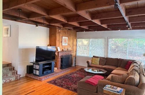 Del Monte Forest House | Pebble Beach Quiet Getaway