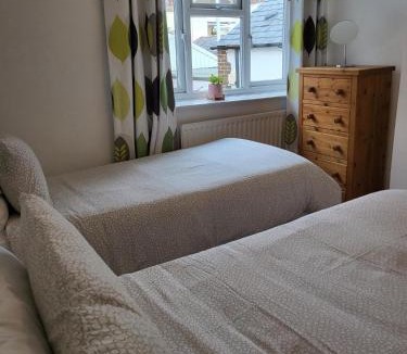 Worthing House | Pebble Cottage