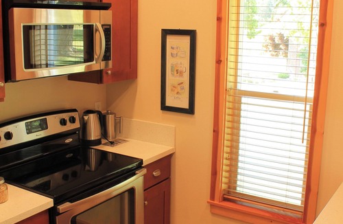 Deer Harbor Hotel | Pebble Cove Farm