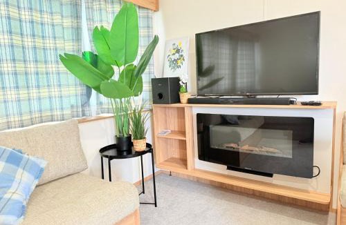 Selsey Resort | Pebbles