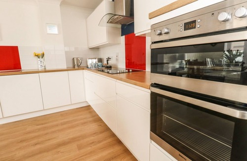 Portland Cottage | Pebbles Reach