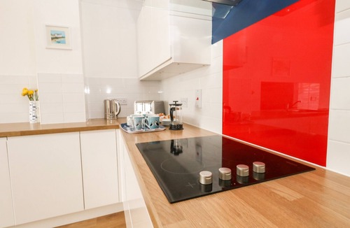 Portland Cottage | Pebbles Reach