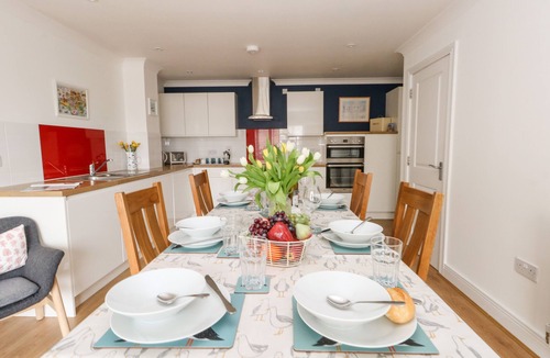 Portland Cottage | Pebbles Reach