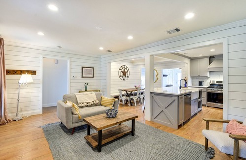 Frisco Original Donation House | ‘Pecan Blue’ Frisco Hub: Dtwn, Dining & Stadiums!