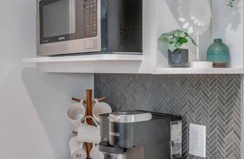 Frisco House | Pecan Grove: Stroll Downtown Frisco