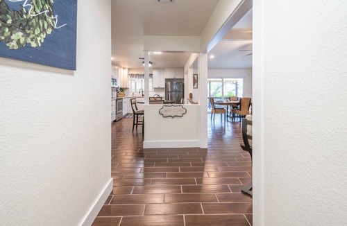 Kingsland House | Pecan Pie - Boat Lift, Hot Tub, & Game Room