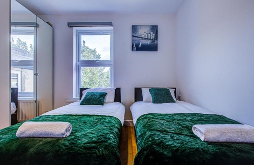 Peckham Apartment | Peckham Plaza