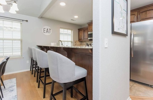 Bentonville House | Pedalpoint - MTB Friendly - 1 mi to Coler Trails