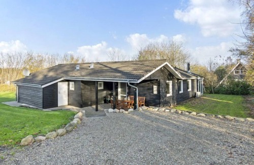 Hejlsminde Strand House | "Peder" - 950m from the sea by Interhome