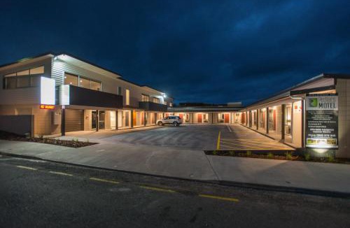 Paeroa Hotel | Pedlars Motel