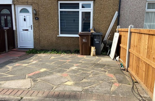 Alibon House | Peeams Abode