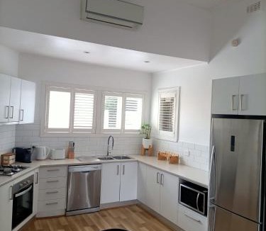 Quarry Hill House | Peel Cottage