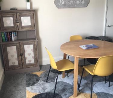 Burton on Trent Apartment | Peel House - Heritage Serviced Apartments