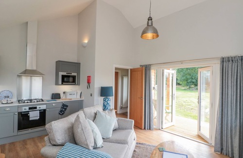 Easterside Cottage | Peep o' Day