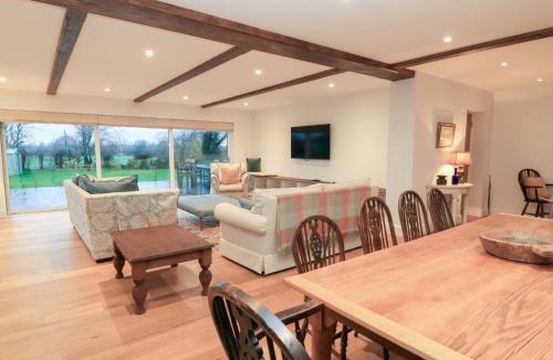 Moreton-in-Marsh House | Peewit Coach House