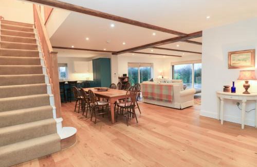 Moreton-in-Marsh House | Peewit Coach House