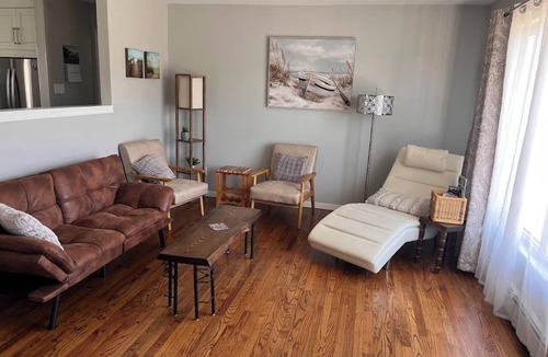 Wellington House | PEI Home (3 Bedroom, 4 Beds, Washer & Dryer, Air Conditioning, Fire Pit.)