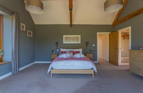 Limpley Stoke House | Peipards Barn