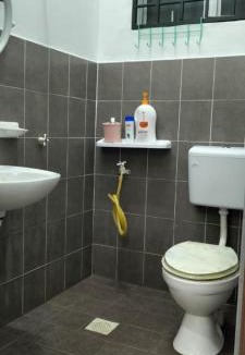 Bota Apartment | Pelangi homestay