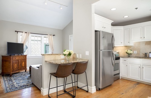 Newport Hotel | Pelham Court Hotel