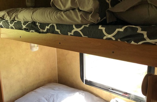 Onanole House | Pelican - Camper at Sunset Bay