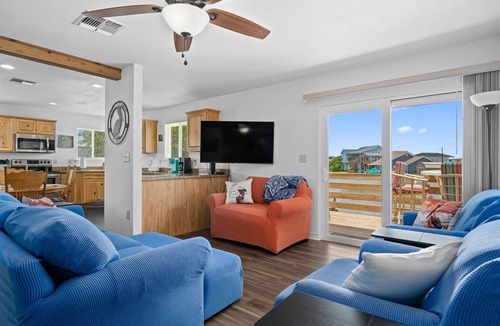 Rockport House | Pelican Cove - Canal Home Located in Copano Ridge