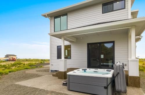 Westport House | Pelican Cove