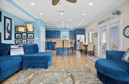 Crystal Beach House | Pelican Crossing