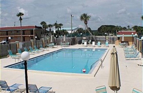 Crescent Beach Condo | Pelican Inlet B115