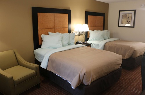 Gonzales Hotel | Pelican Inn